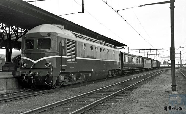 Already in an early stage, Bjklkd started to supply couplings, valves and tubing to the Dutch railways.